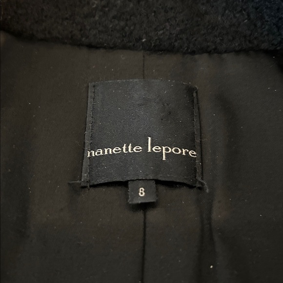 Nanette Lepore - Black Wool blend Belted Coat with Satin style Trim. Size 8 - Picture 5 of 11